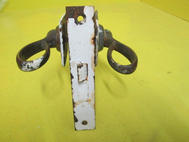 Brass Loop Handle with Square Door Plate.(Axial 63)