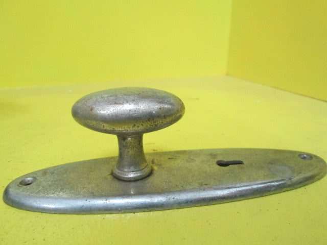 Vintage Chrome Oval Knob & Plate with Key hole(Plate 200L x 60W/Knob 65L x 40W x 55H)