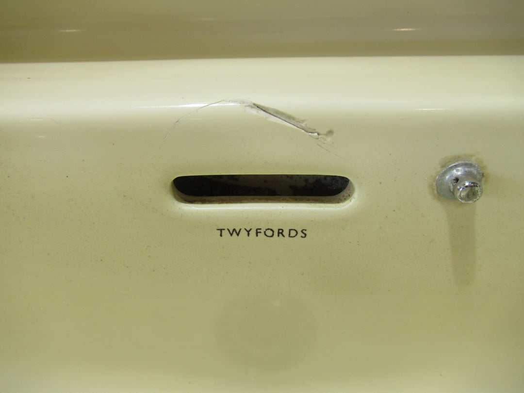 Traditional High Back Basin with Shelf and Retro Taps (Twyford)   630W x 470D x 320H