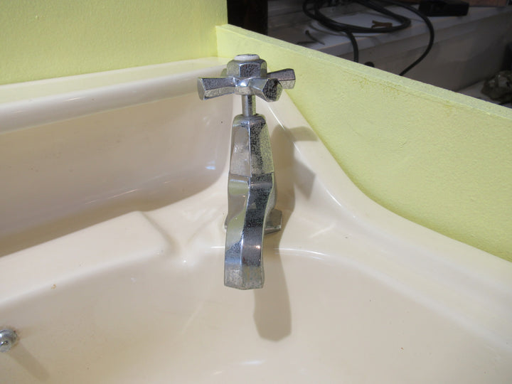 Traditional High Back Basin with Shelf and Retro Taps (Twyford)   630W x 470D x 320H