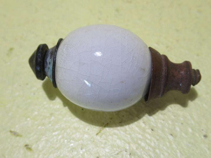 White Porcelain Fitch Fastener Handle Only with Screw & Base   45H