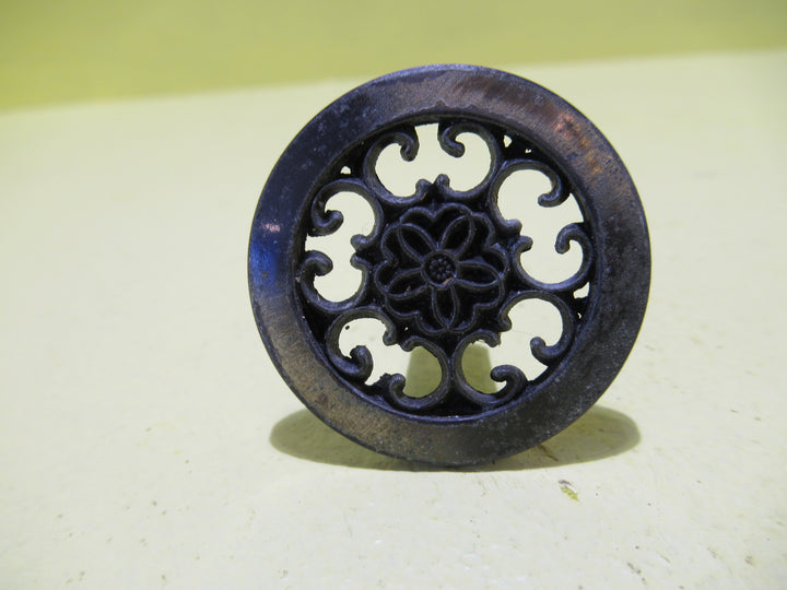 Ornate Brass Pull Handle   35 Dia x 20D