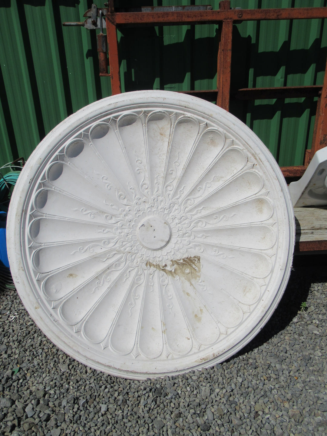 Plaster & Tin Ornate Segmented with Central Lace Pattern Celling Rose 1050W x 125D