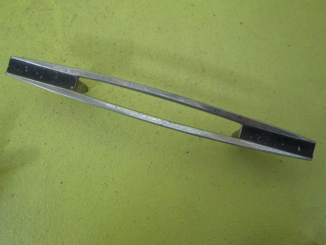 Lincoln Turner 106.7 Cabinet Pull 197L x 20W x 28H