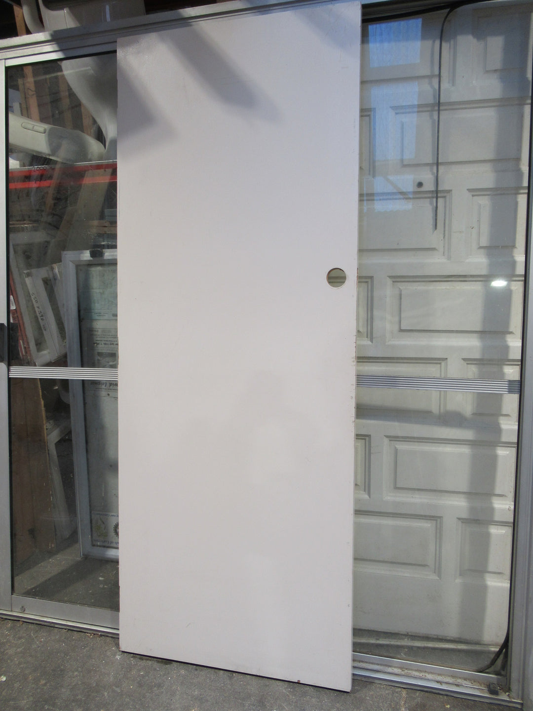 White Painted Hollow Core Door with Large Rounded Handle Hole 1980H x 760W x 40D