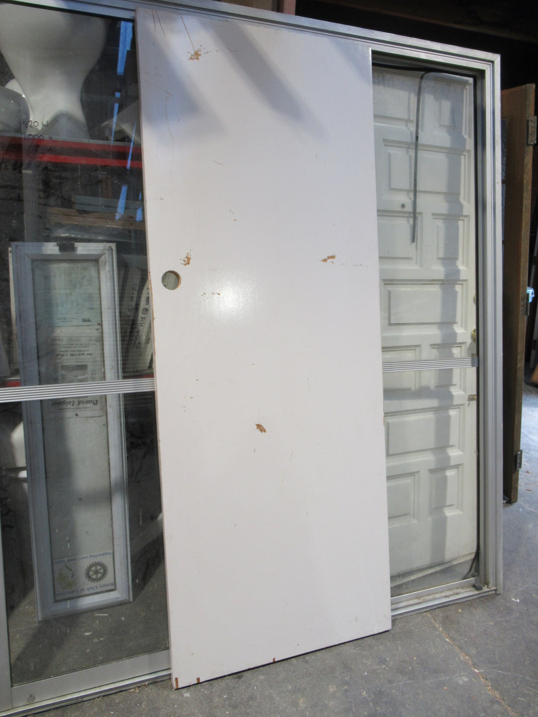 White Painted Hollow Core Door with Large Rounded Handle Hole 1980H x 760W x 40D