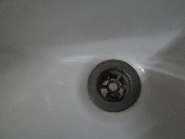 Oval Sullen Basin 400L x 540W x 220D