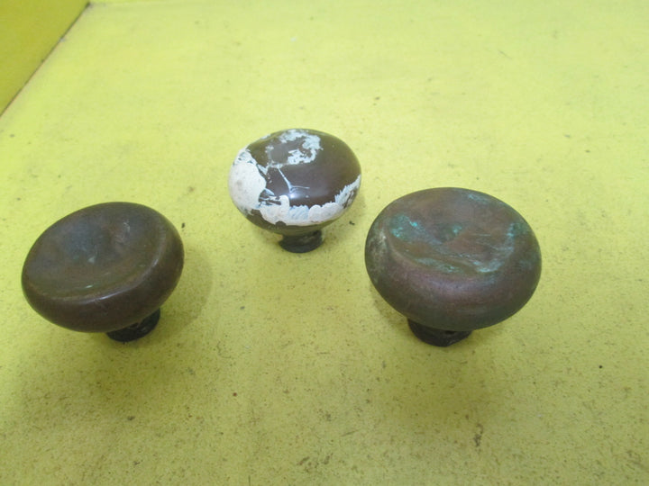 Antique Brass Hollow Door Knobs 40H x 45D