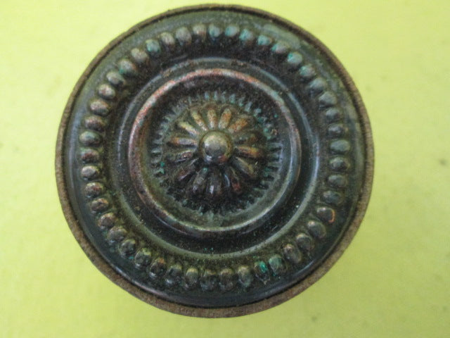 Wooden Daisy Knob Door Handle 50D x 60H/Plate 65D