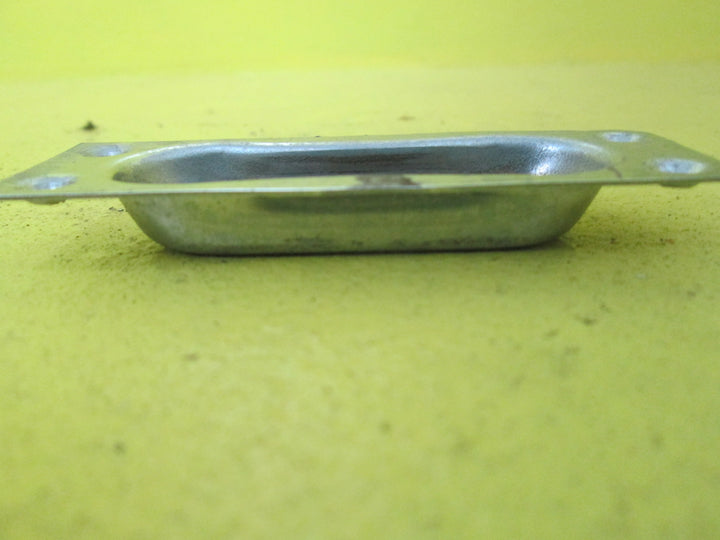 Flush Pull Handle Oval with a Waist 105-83L x 48-35W
