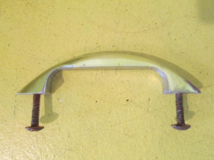 Art Deco Chrome Curve Pull Handles 115L x 26H/ Hole distance 90mm