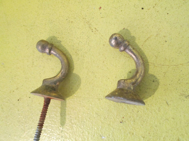Various Circle Top Hooks 40-30H x 28-25W