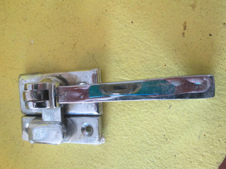 Art Deco Rectangle Plate with Rectangle Door Pull(100L x 60W x 30D)