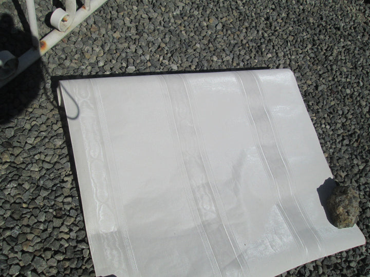 Light Beige Ribbon Stripe 520W