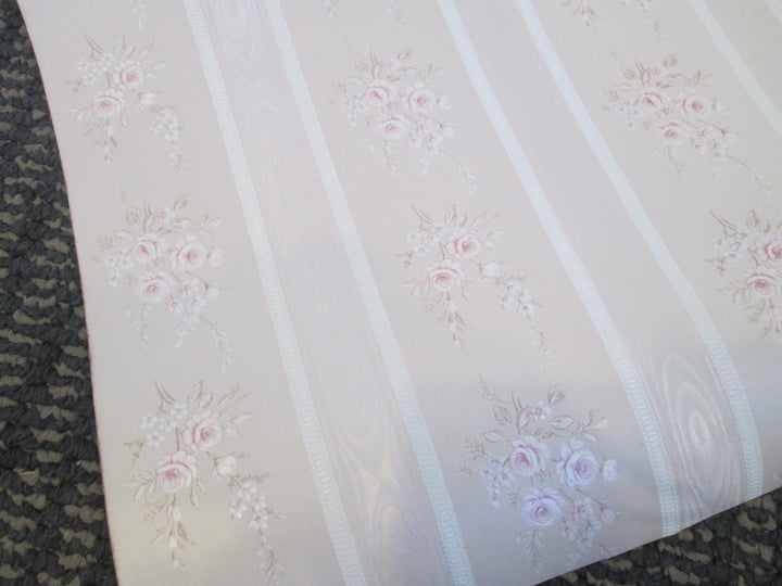 Vintage Rosebud Ribbon Stripe 520W