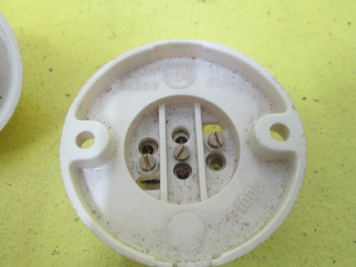Bakelite Pedant Light Fittings 67D x 40H