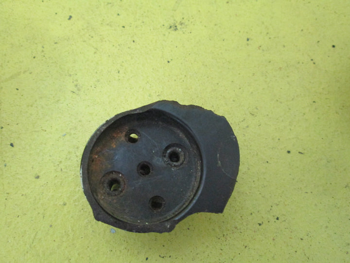 Bakelite Pedant Light Fittings 67D x 40H