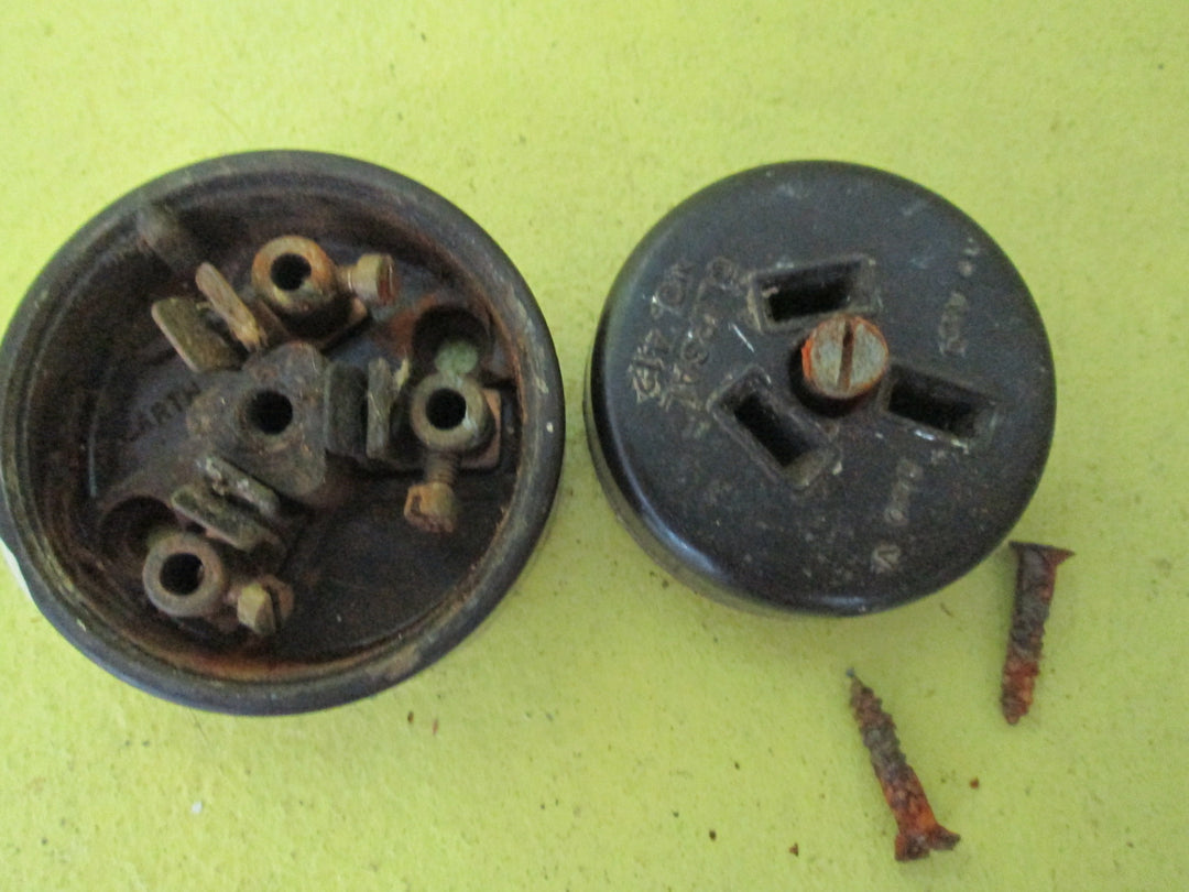 Bakelite Brown Step Side Power Socket 52D x 30H