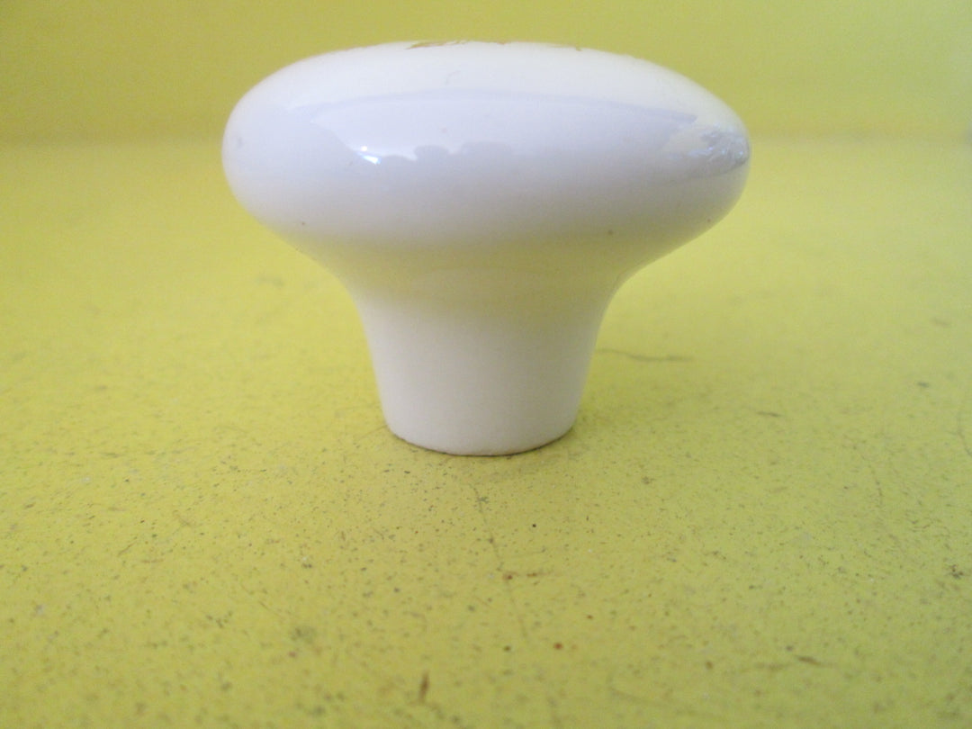 Porcelain Knob 45D x 30H