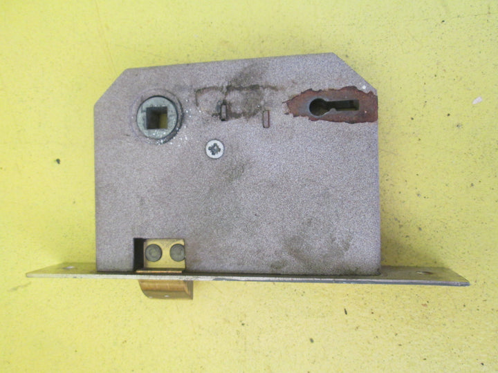 Legge Mortice Lock with Key 55 Axail Plate 153L x 22W/Body 77D x 102L/ 55 Axail