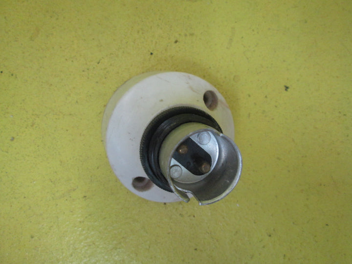 Angled Light Mount with Lamp Holder 62-57D x 55H
