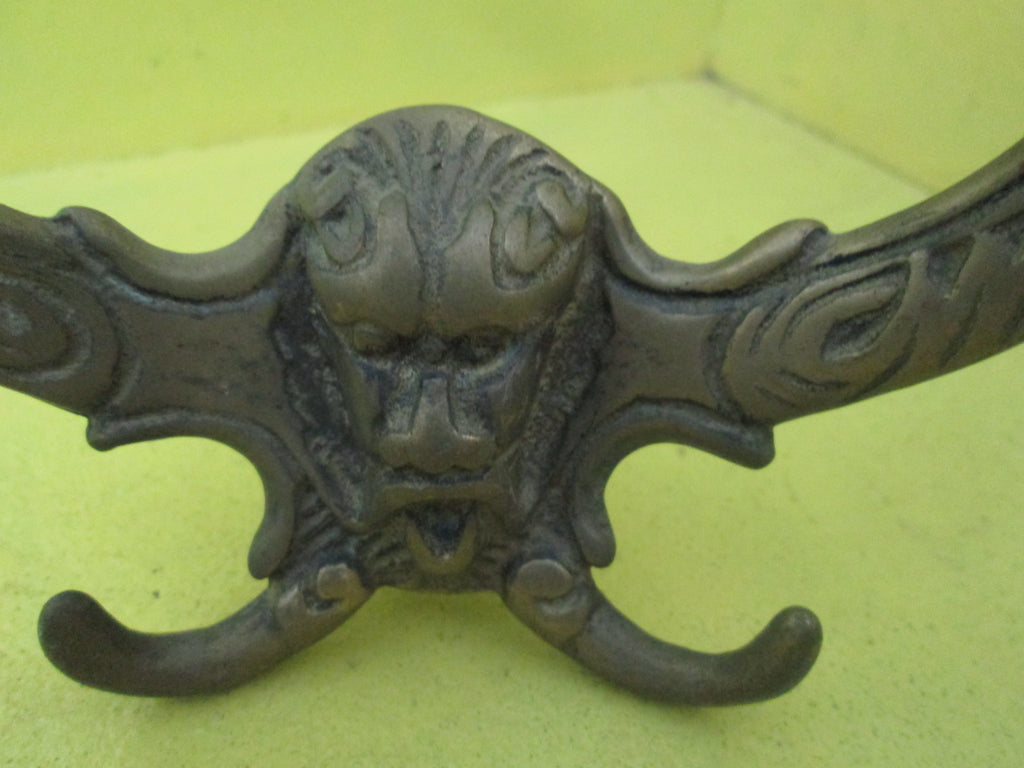 Gothic Coat Hook(1800's) 150L x 170W x 90D