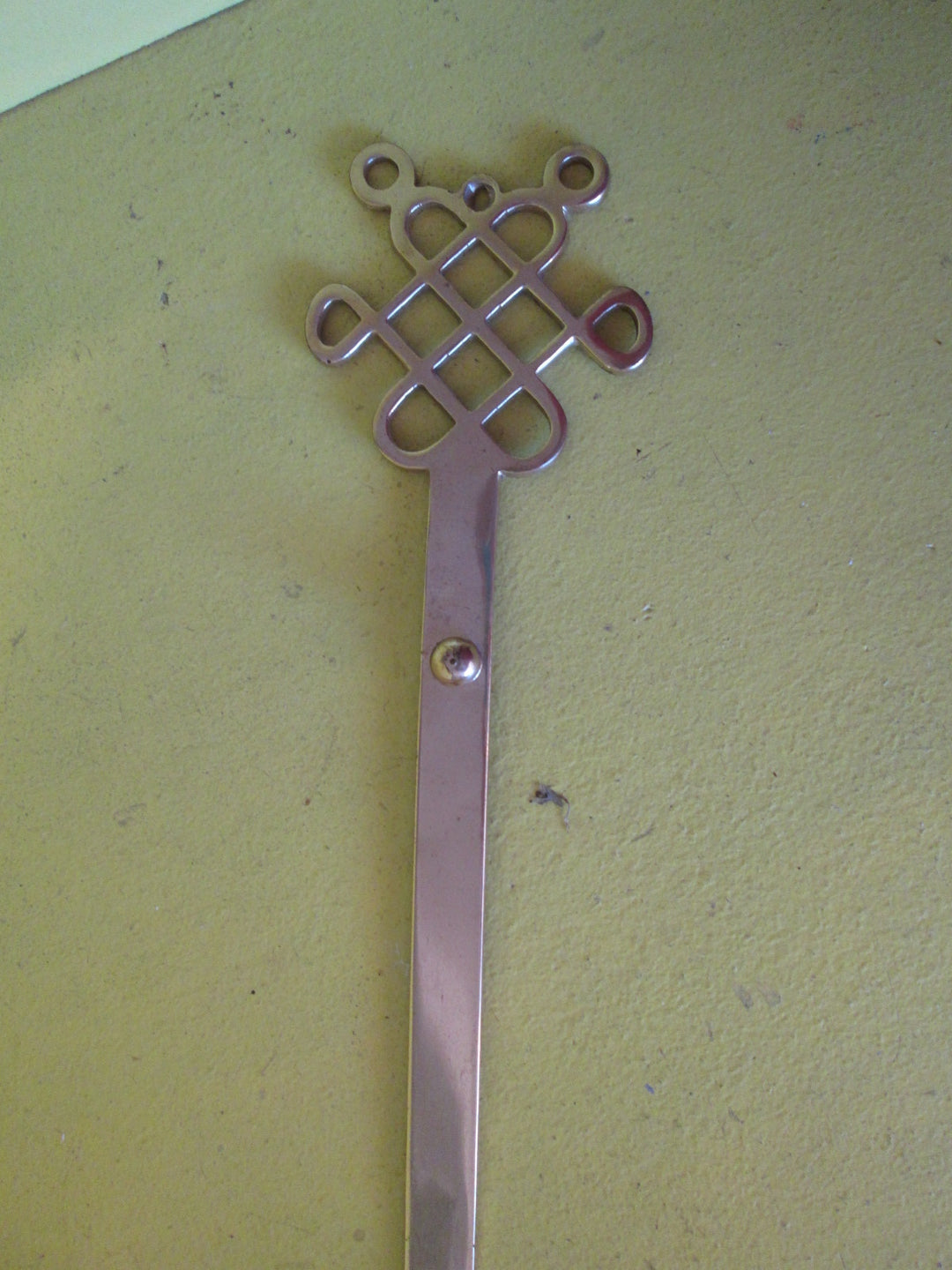 Ornamental Brass Fleur de lis Brass Strap Hinge (78Lx9Wx0.5D)