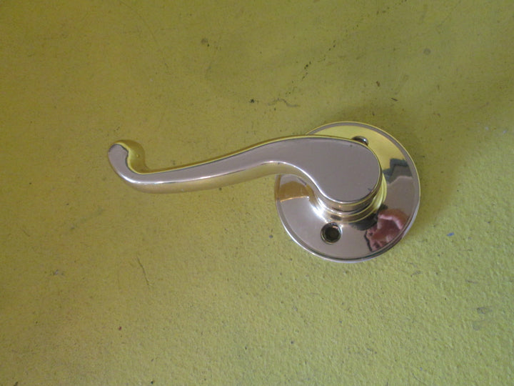 Windsor Lever Hallway Cupboard Handles 110Lx55H/65D