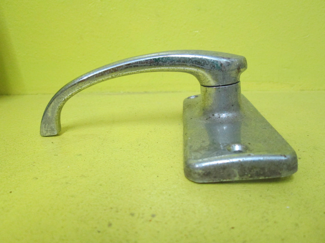 Art Nouveau Union Latch Handle 100L x 40W/ Lever 115L x 45H