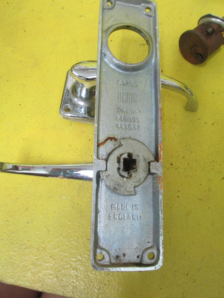 Art Nouveau Front Door Lock Set Plate 190L-50L x 45W-40W/Lever 115L x 45W