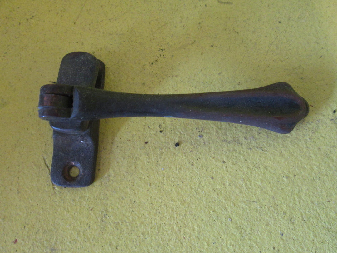 Art Deco Le Fleur Shape Lever Window Latch 59L x 20W/Lever 112L x 30W