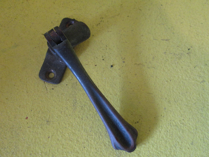 Art Deco Le Fleur Shape Lever Window Latch 59L x 20W/Lever 112L x 30W
