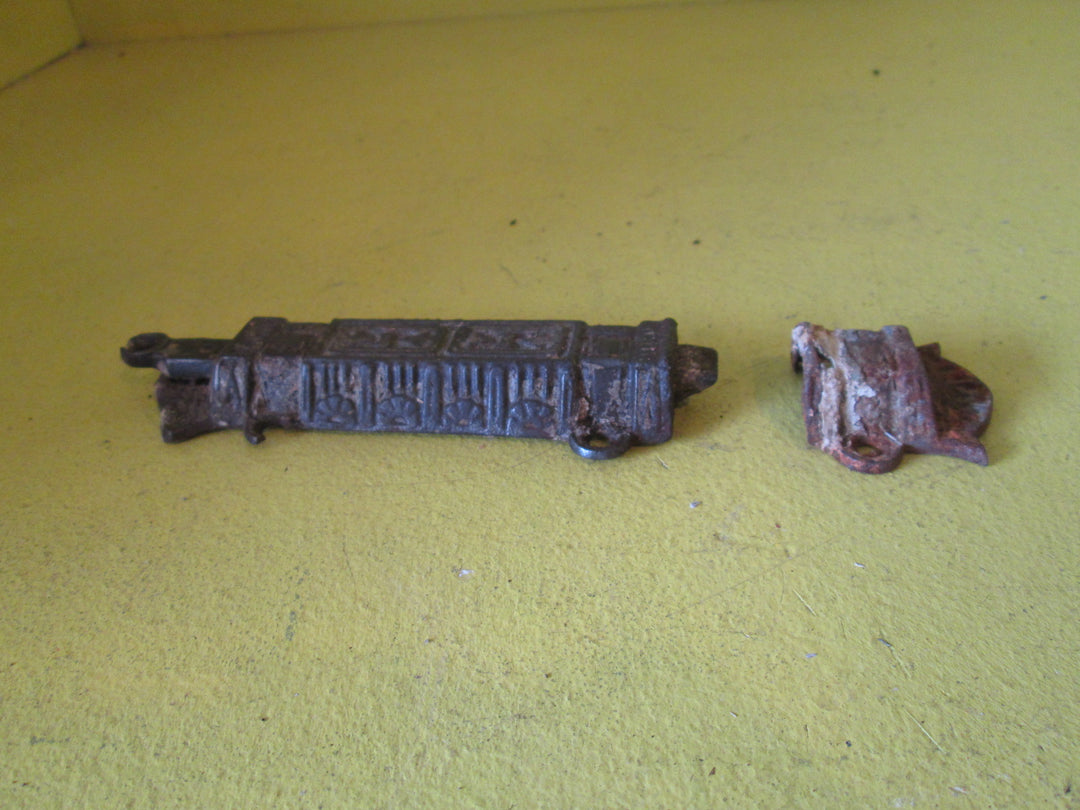 Vintage Ornate Victorian Top Pull Side Bolt 180-140L x 50W