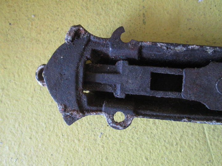 Vintage Ornate Victorian Top Pull Side Bolt 180-140L x 50W