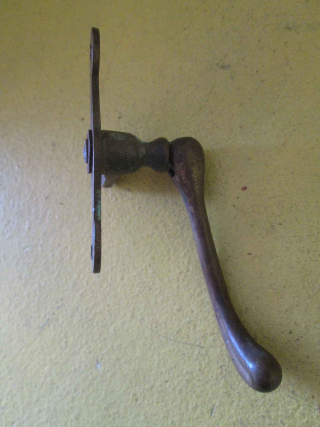 Art Nouveau Curvy Window Latch 82L x 22W/Lever 86L x 41H