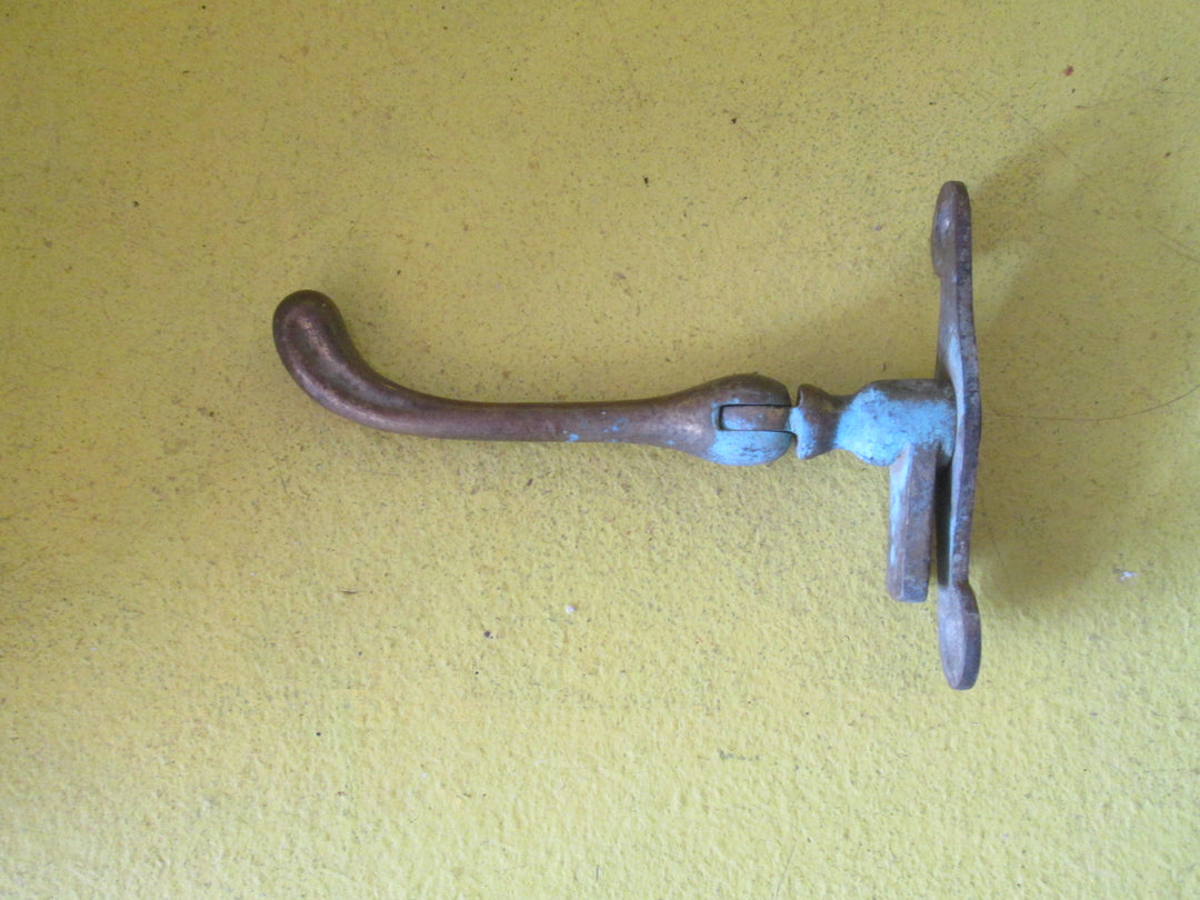 Art Nouveau Curvy Window Latch 82L x 22W/Lever 86L x 41H
