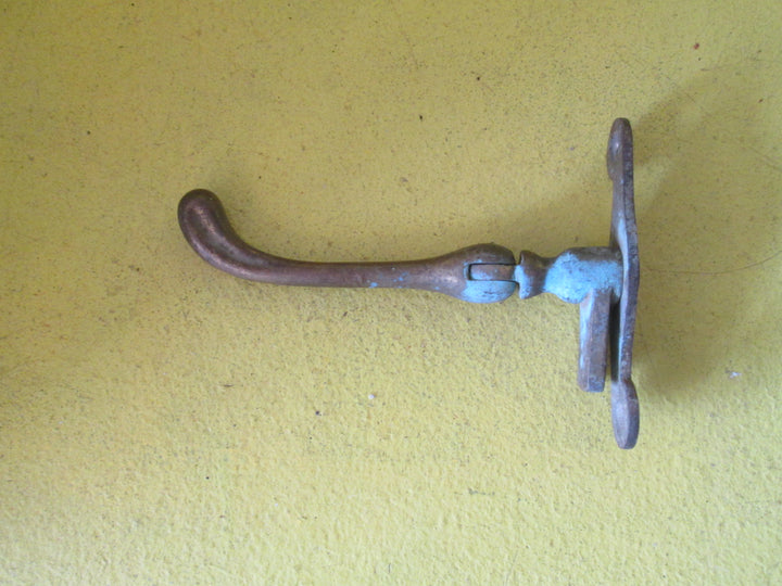 Art Nouveau Curvy Window Latch 82L x 22W/Lever 86L x 41H