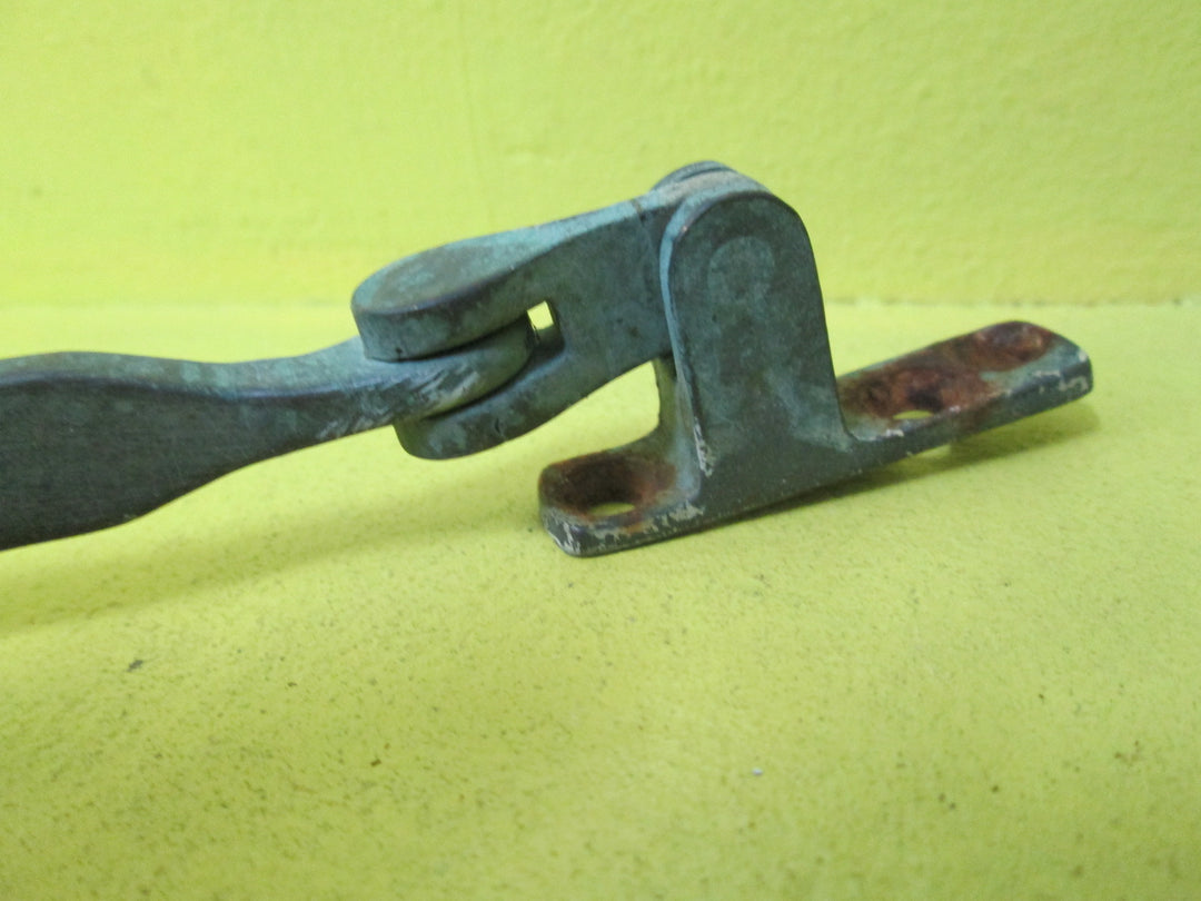 Victorian Cast Iron Bulb End Casement Stays 250L-350L x 15W