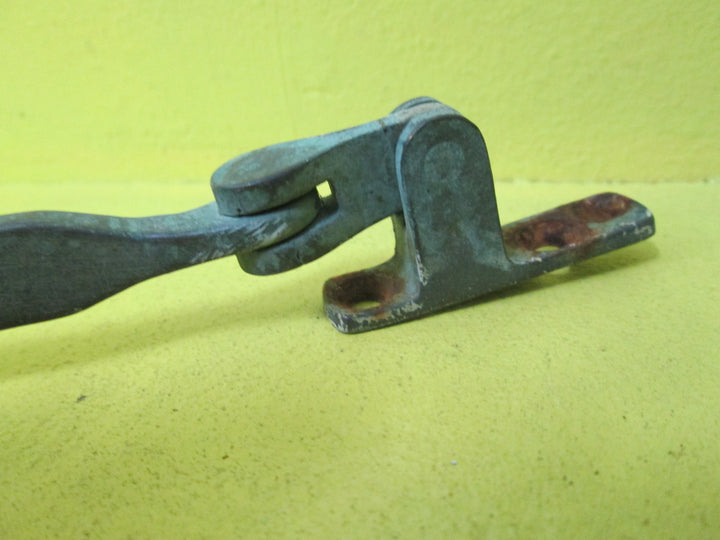 Victorian Cast Iron Bulb End Casement Stays 250L-350L x 15W
