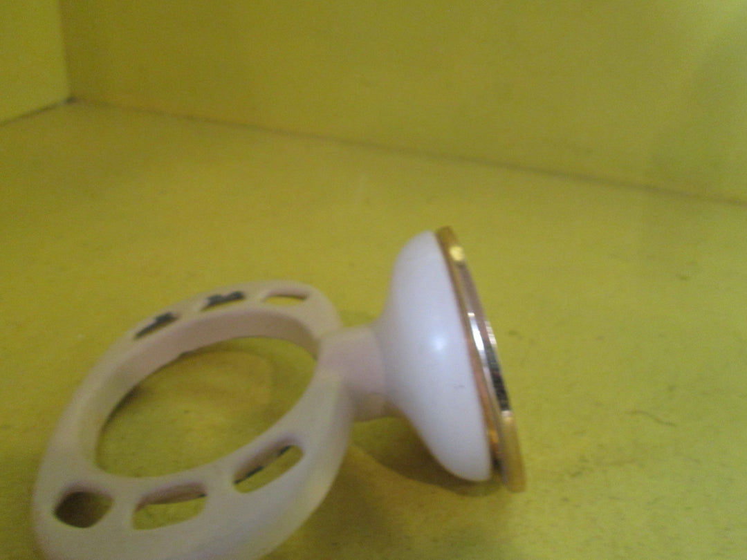 Almond Ivory  Toothpaste Holder 65Dia/Hlolder 110W x 105D