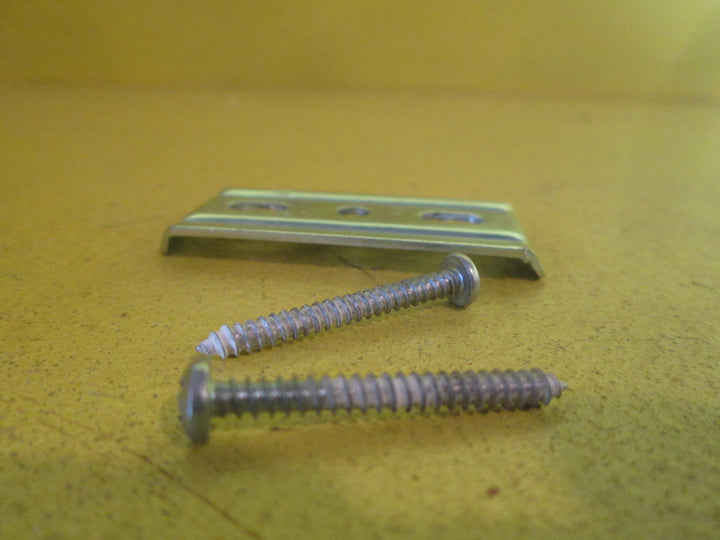 Rectangle Securing Mount & Screws 55W x 25D