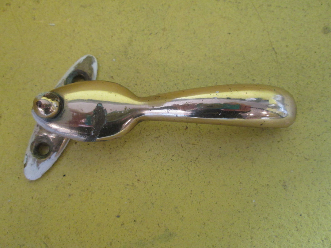 Modern Windlock Fasters with Oval Plate & Rounded Handles 55Lx 16W/Lever 100L x 25H