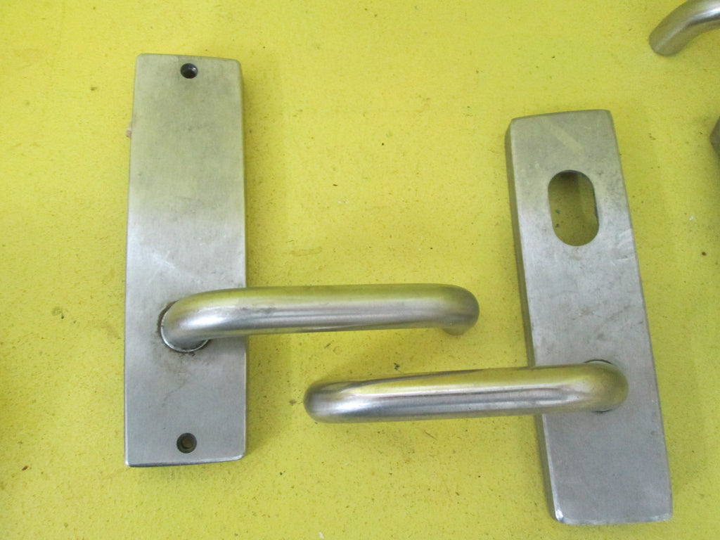 Brush Stainless Steel Heavy Duty Lockwood 1800 with Lock Hole 165L x 45W/Lever 125L x 55H