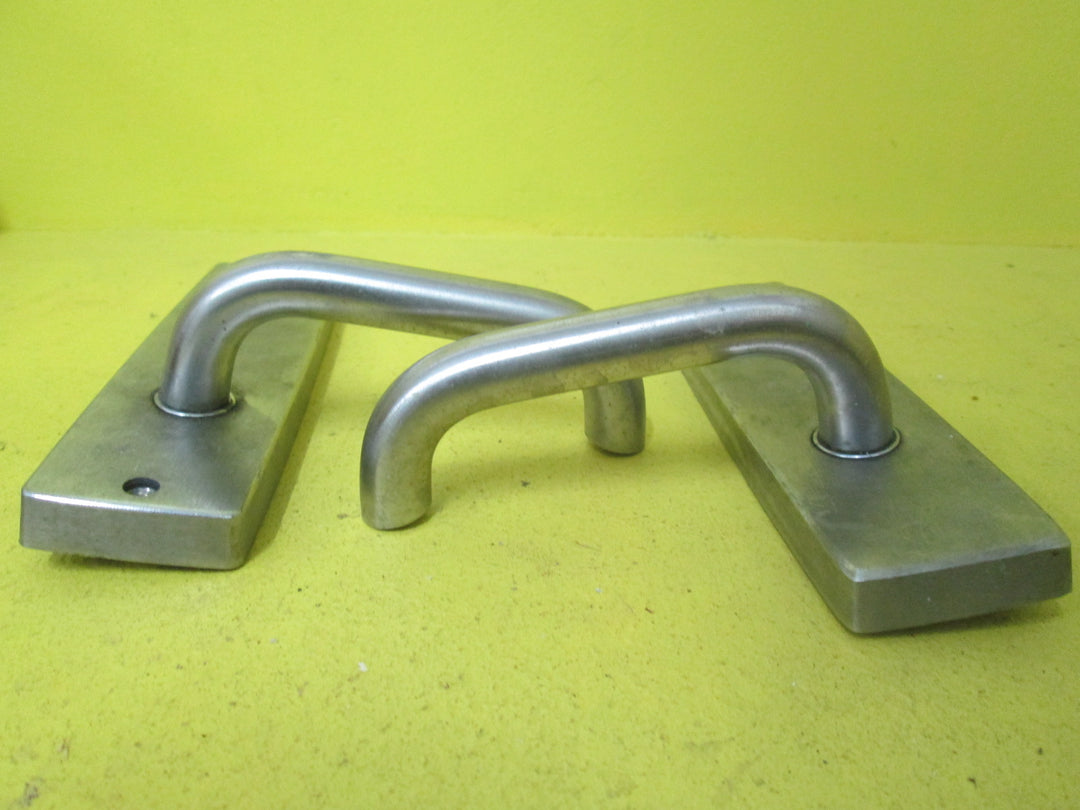 Brush Stainless Steel Heavy Duty Lockwood 1800 with Lock Hole 165L x 45W/Lever 125L x 55H