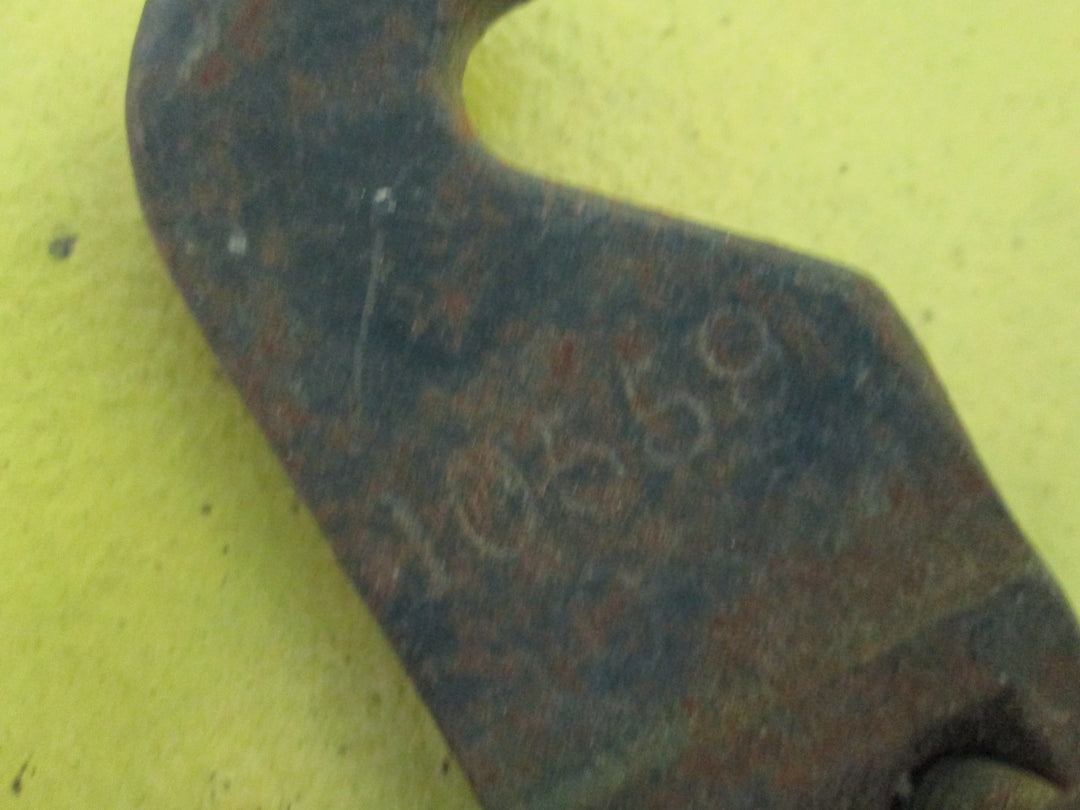Industrial Hook Fastener 10559 105L x 35W
