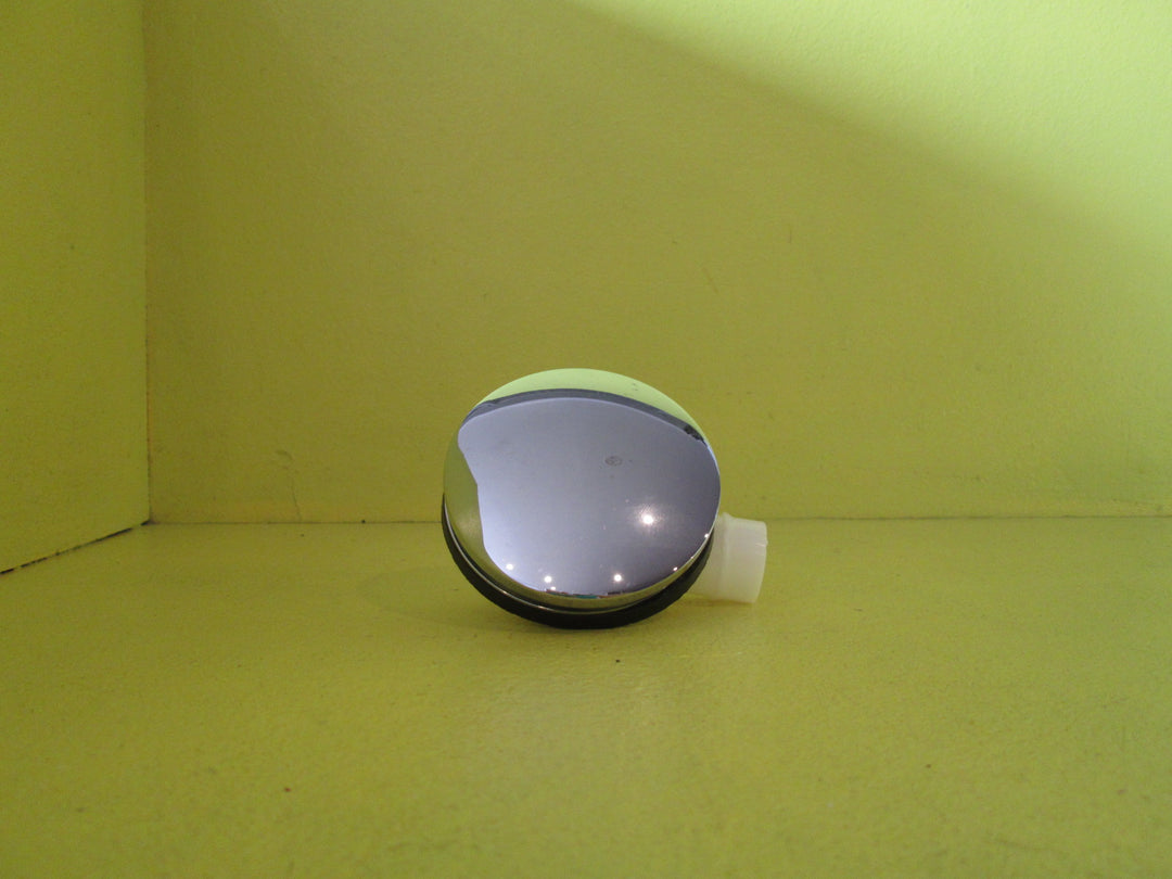 Modern Bath Wind Up an Down Plug 72D x 40D