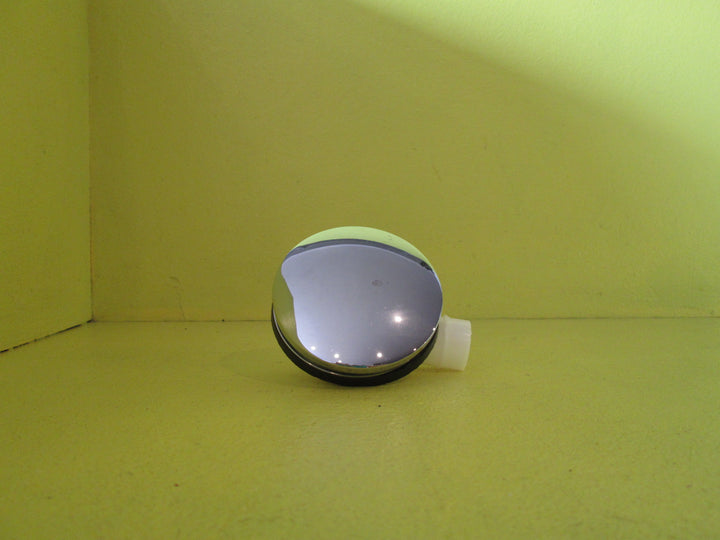 Modern Bath Wind Up an Down Plug 72D x 40D
