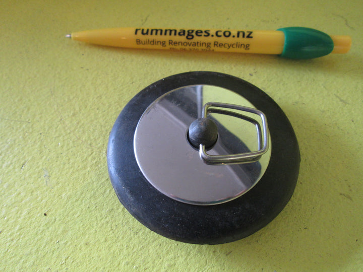 Plugs - Plastic/Rubber/Metal/Porcelain & Fittings 32D-50D x 9H-12D