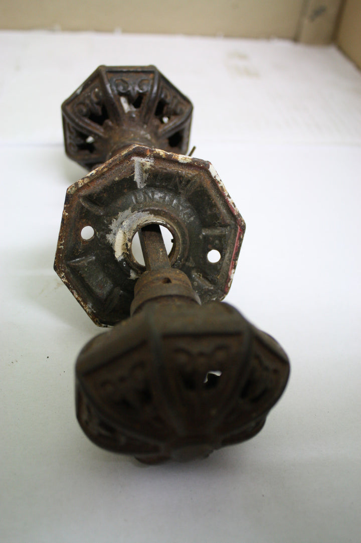 1890 Gothic Door Pull Handle (70D x 70L)