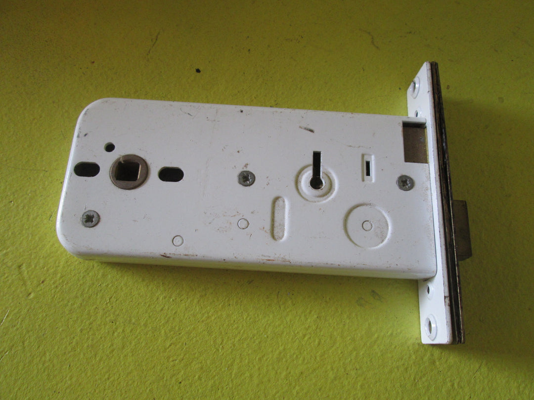 Legge 8 Lever Mortice Lock  & Striker 120L x 25W/153W x 70H x 20D
